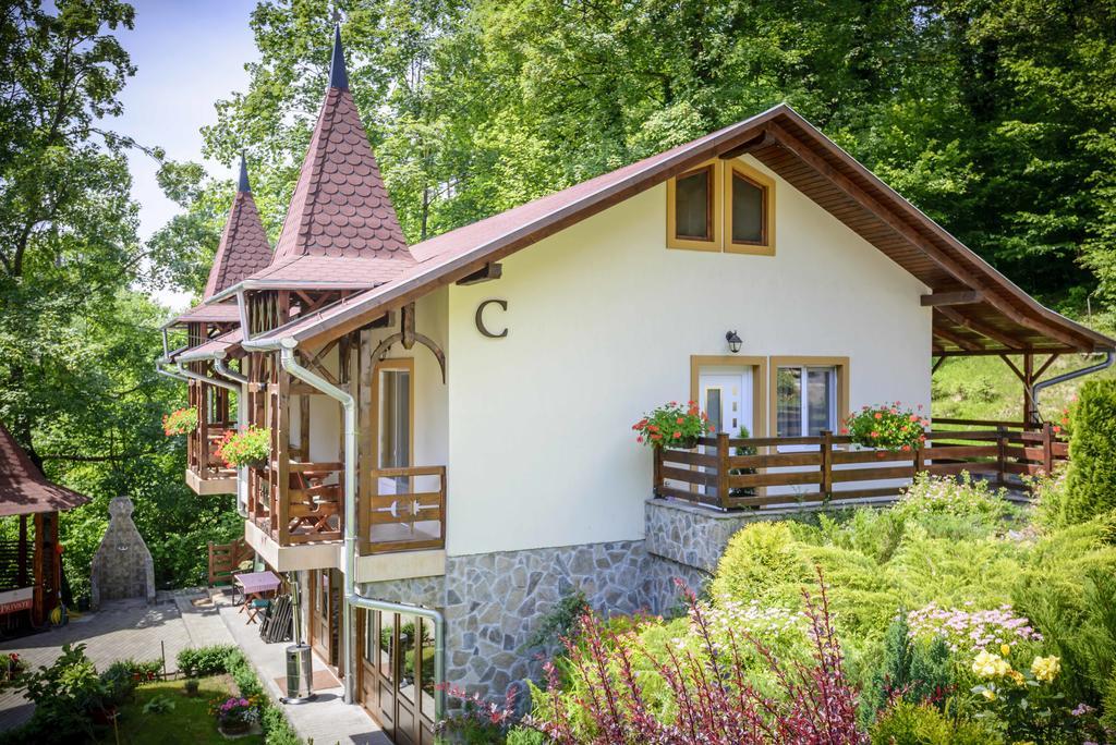 Hotel Szeifert โซวาตา ภายนอก รูปภาพ